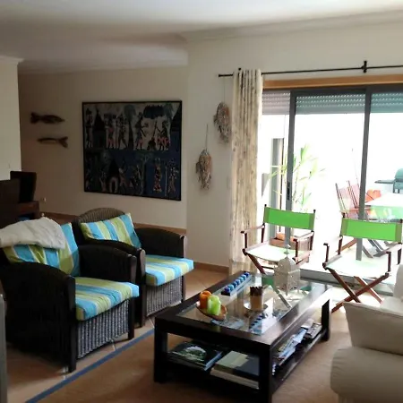 2 Bedrooms At Olhos De Agua 200 M Away From The With Shared Pool Garden And Wifi Apartamento Olhos de Agua (Albufeira)